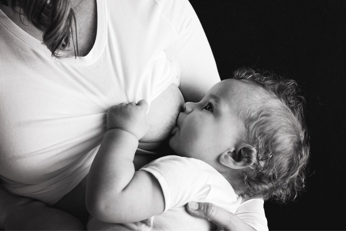 Tips for leaving your breastfed baby for a day