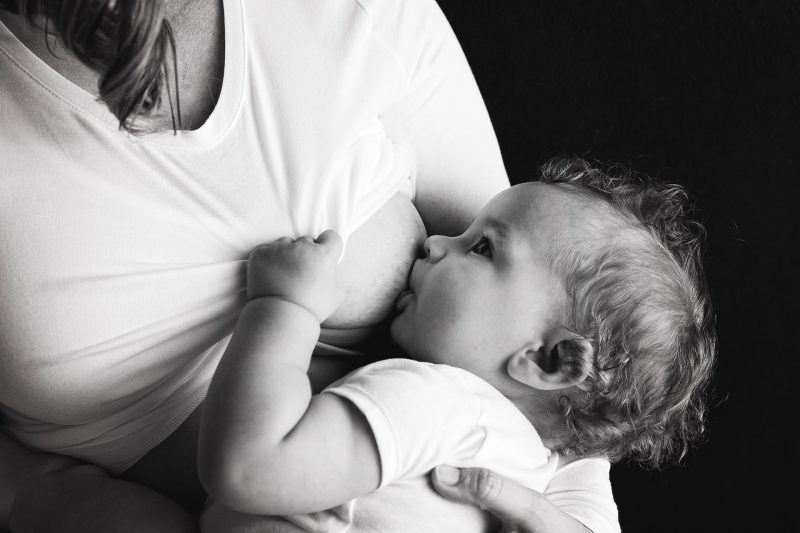 10 things dads can do to help breastfeeding mums