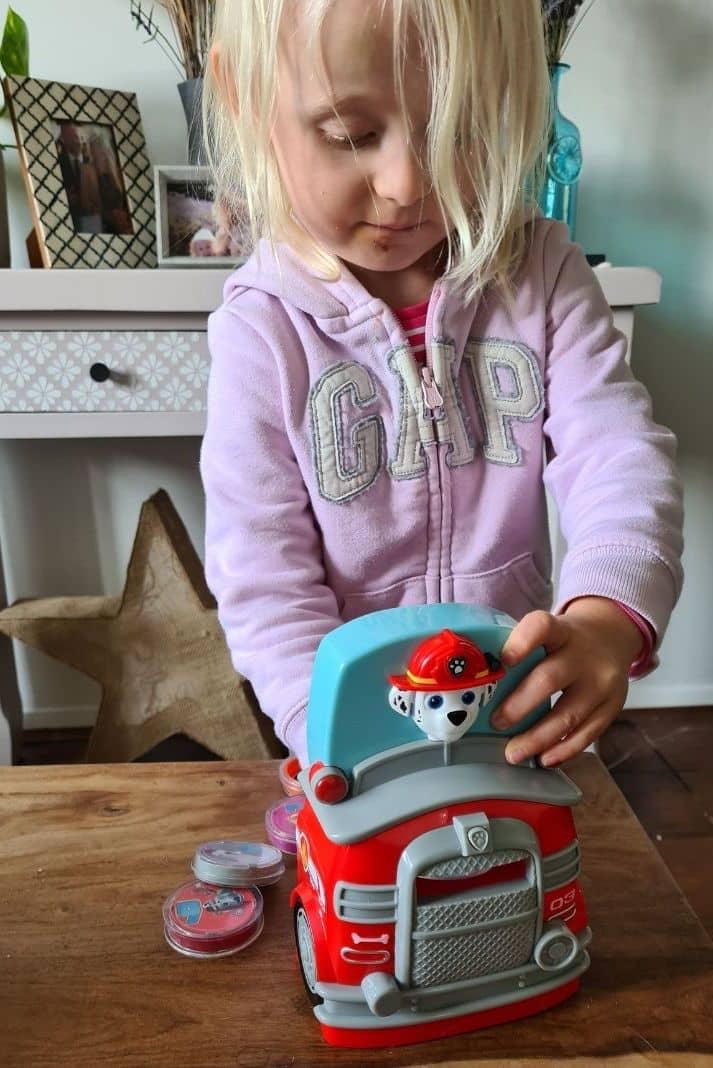 Trying out the Paw Patrol Count With Marshall toy