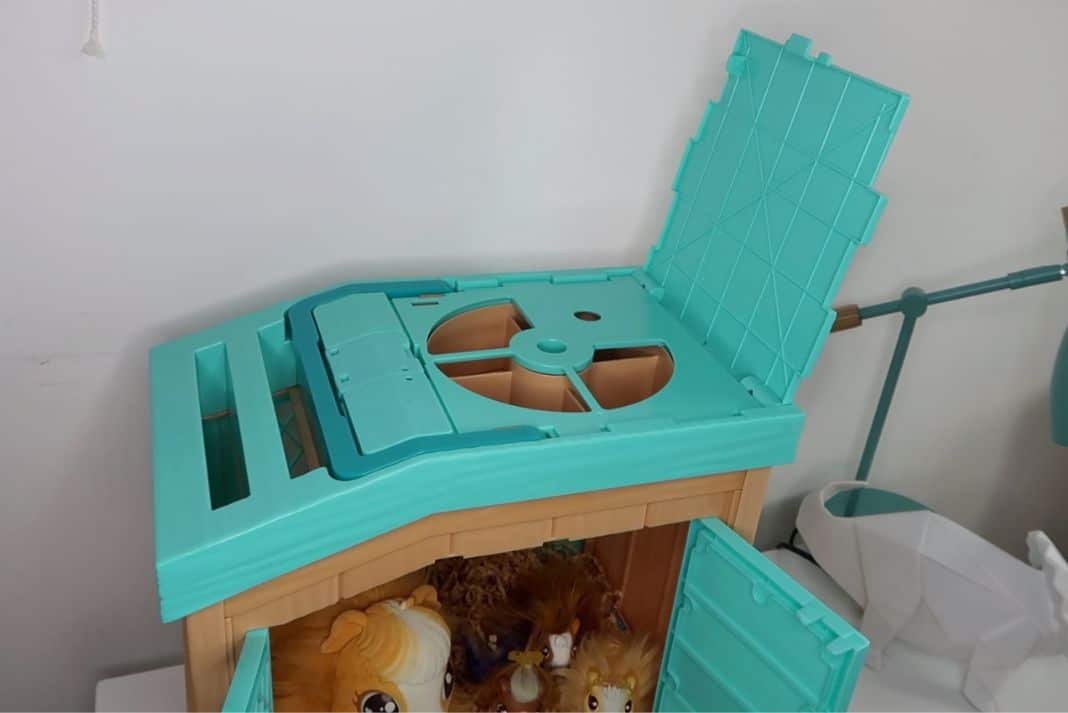 Mama Surprise guinea pig compartment reload 