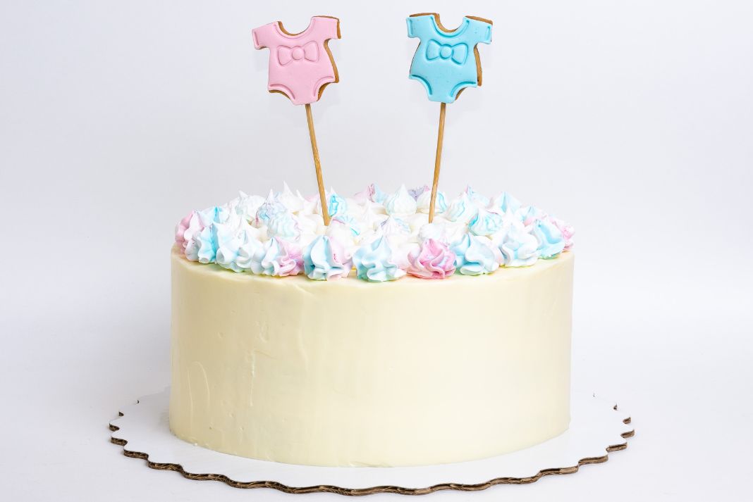 Gender reveal baby shower cake